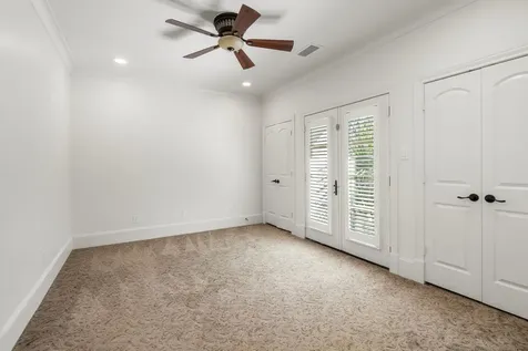 4134 Bellefontaine Street Houston TX 77025