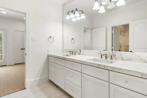 4134 Bellefontaine Street Houston TX 77025