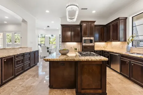 4134 Bellefontaine Street Houston TX 77025