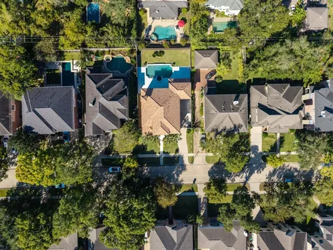 4134 Bellefontaine Street Houston TX 77025