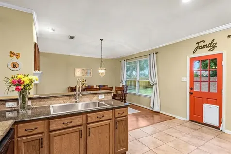 2710 Golden Creek Lane Pearland TX 77584
