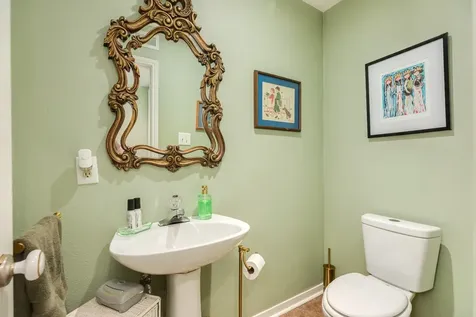 320 N Amherst Drive West Columbia TX 77486