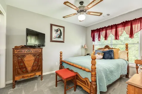 320 N Amherst Drive West Columbia TX 77486