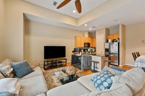 4514 Center Street C Houston TX 77007