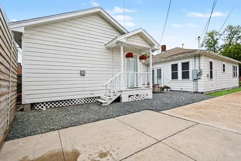 1118 Peddie Street Houston TX 77009