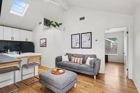 1118 Peddie Street Houston TX 77009