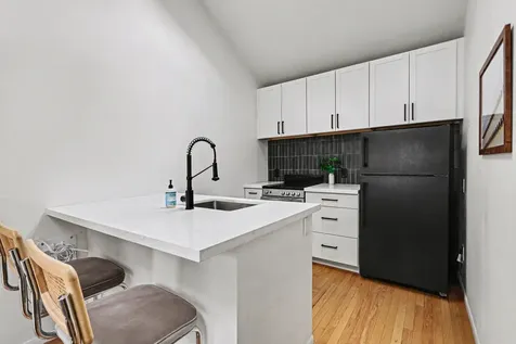 1118 Peddie Street Houston TX 77009