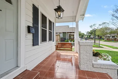 1118 Peddie Street Houston TX 77009