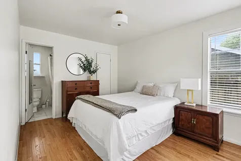 1118 Peddie Street Houston TX 77009