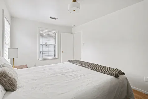 1118 Peddie Street Houston TX 77009