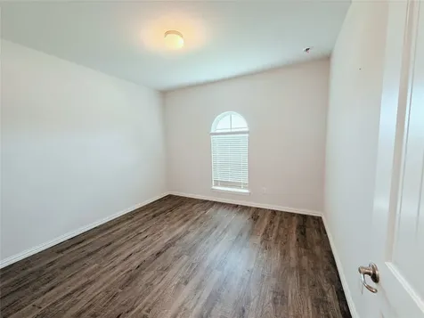 870 5102 Road Cleveland TX 77327
