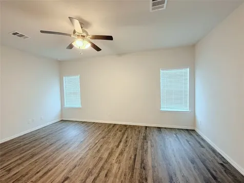 870 5102 Road Cleveland TX 77327