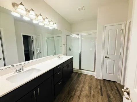 870 5102 Road Cleveland TX 77327