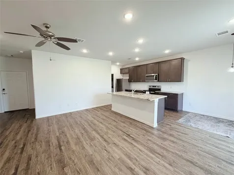870 5102 Road Cleveland TX 77327