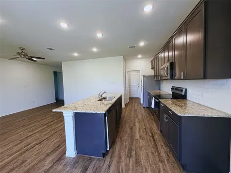 870 5102 Road Cleveland TX 77327