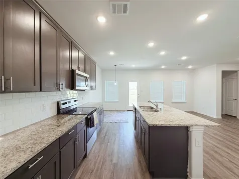 870 5102 Road Cleveland TX 77327