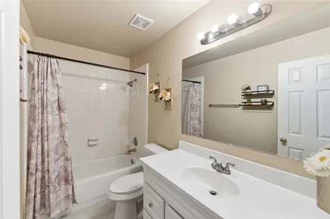 14310 Rolling Hills Lane Rosharon TX 77583