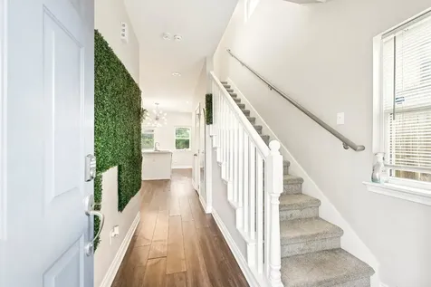 210 Garrotsville Street Houston TX 77022