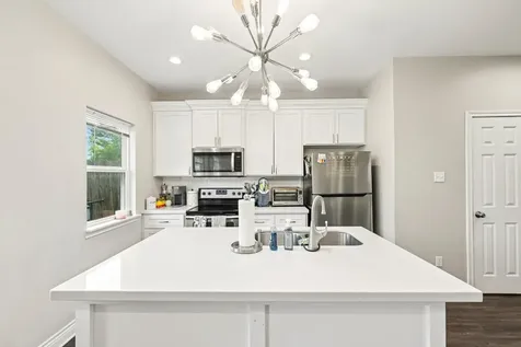 210 Garrotsville Street Houston TX 77022