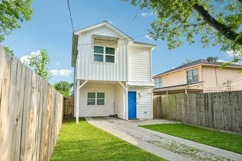 210 Garrotsville Street Houston TX 77022