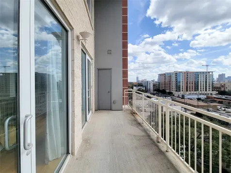2520 Robinhood 800 Houston TX 77005