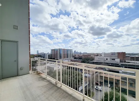2520 Robinhood 800 Houston TX 77005