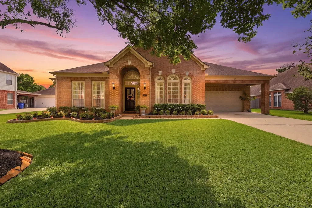 3103 Autumn Harvest Drive Friendswood TX 77546