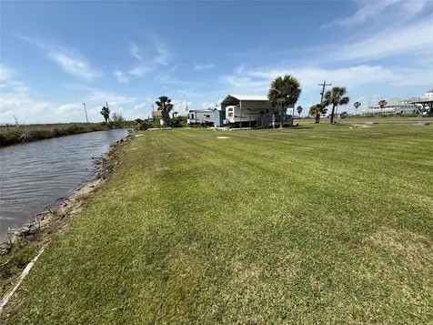 1283 N Monkhouse Drive Port Bolivar TX 77650