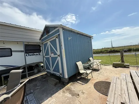 1283 N Monkhouse Drive Port Bolivar TX 77650