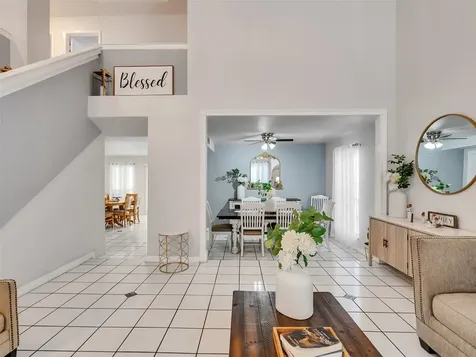 10027 Glenkirk Drive Houston TX 77089