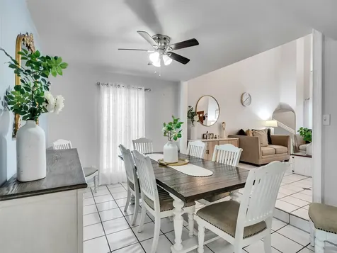 10027 Glenkirk Drive Houston TX 77089