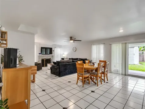 10027 Glenkirk Drive Houston TX 77089