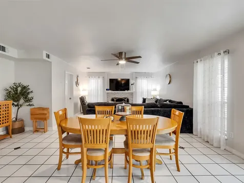 10027 Glenkirk Drive Houston TX 77089
