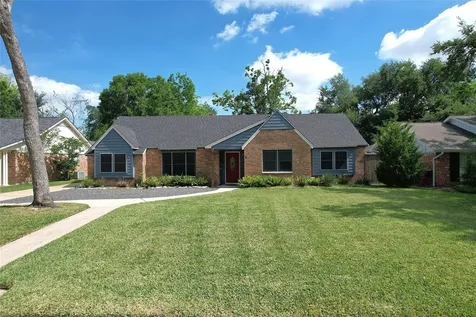 226 Driftwood Drive Seabrook TX 77586
