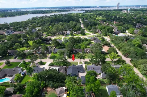 226 Driftwood Drive Seabrook TX 77586