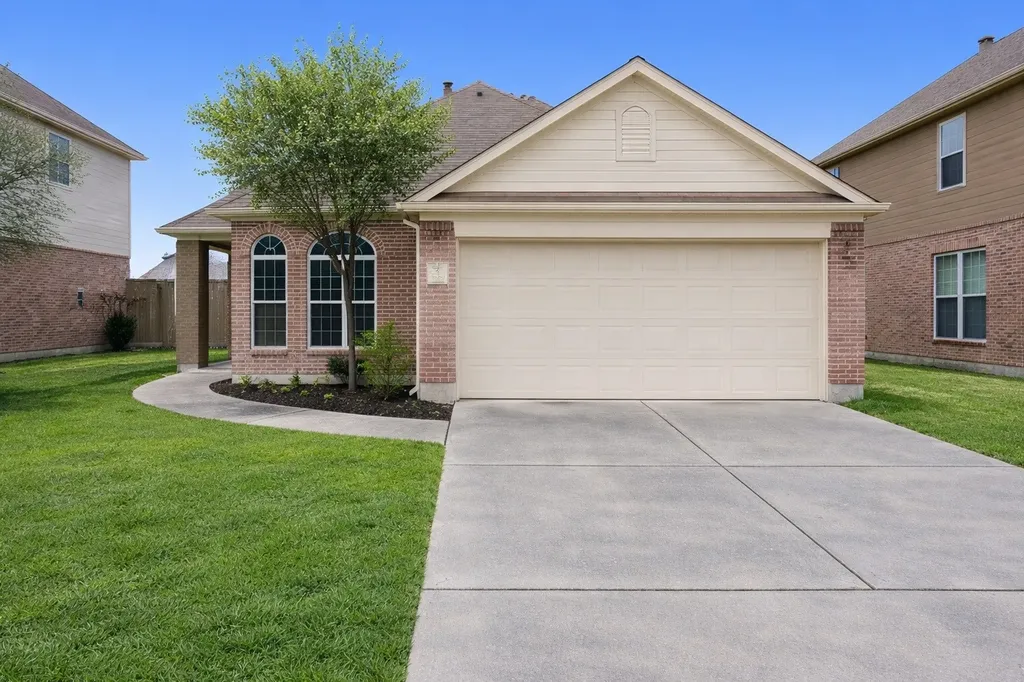5011 Forest Hurst Glen Spring TX 77373