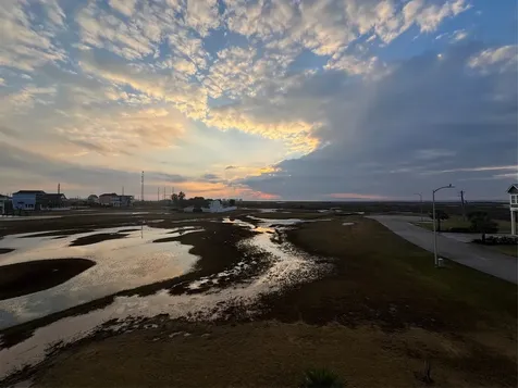 3730 Mendocino Drive Galveston TX 77554