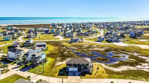 3730 Mendocino Drive Galveston TX 77554