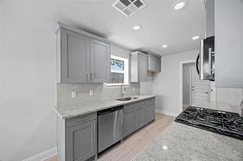 20048 Swinley Forest Drive Cleveland TX 77327