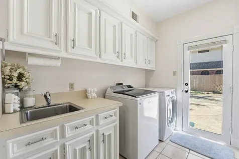 12315 Cypresswood Drive Houston TX 77070