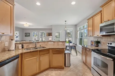 79 W Jagged Ridge Circle Spring TX 77389