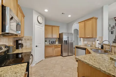 79 W Jagged Ridge Circle Spring TX 77389