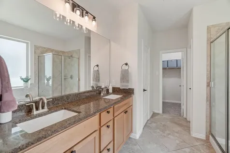 79 W Jagged Ridge Circle Spring TX 77389