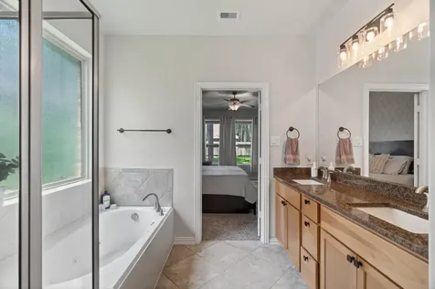 79 W Jagged Ridge Circle Spring TX 77389