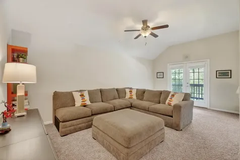 79 W Jagged Ridge Circle Spring TX 77389
