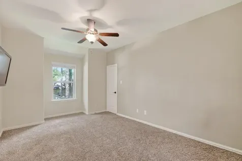 79 W Jagged Ridge Circle Spring TX 77389