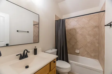 79 W Jagged Ridge Circle Spring TX 77389