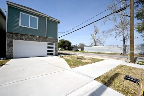 8027 Virgil Street Houston TX 77088