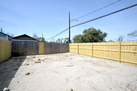 8027 Virgil Street Houston TX 77088