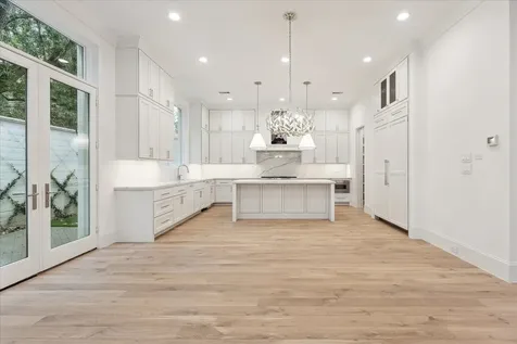 3 Wentworth Green Way Houston TX 77027
